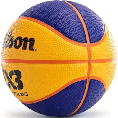 2. WILSON FIBA 3x3 MINI BASKETBALL