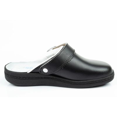 26. Abeba U 7212 medical clogs