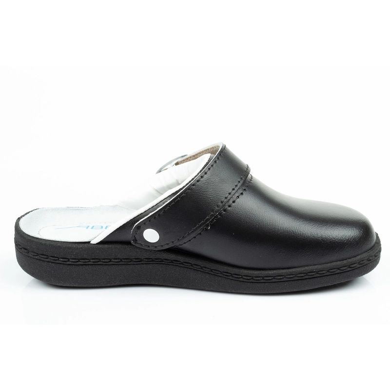 26. Abeba U 7212 medical clogs