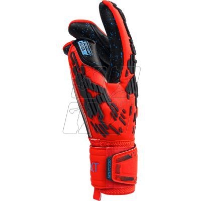 8. Reusch Attrakt Attrakt Freegel Fusion Goaliator M 53 70 995 3333 Goalkeeper Gloves