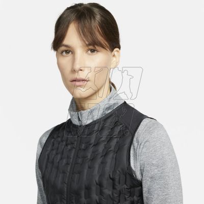 3. Nike Therma-FIT ADV W DD6063-010 vest