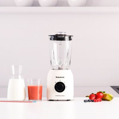 2. Taurus Optima Vintage Cream Jug Blender