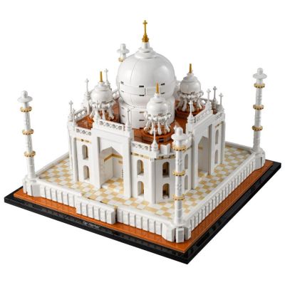 3. LEGO Architecture 21056 Taj Mahal