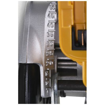 14. Circular saw without battery and charger DeWalt DCS391NT (460W; 165mm)