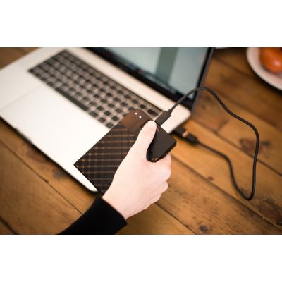 8. Verbatim Fingerprint Secure External Hard Drive 2TB USB Type-C 3.2 Gen 1 (3.1 Gen 1) Black