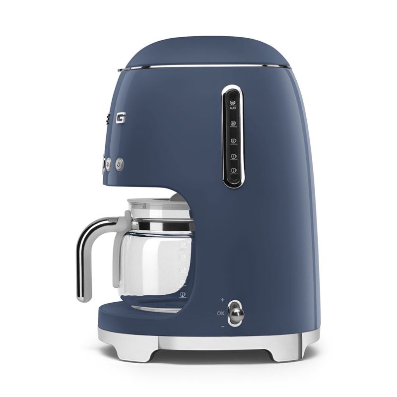 2. Smeg DCF02NBEU Coffee Machine Fully Automatic Espresso Machine 1.4 L