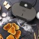 4. Black+Decker BXFC3200E 1400W waffle maker