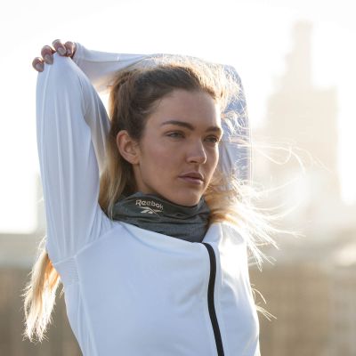 14. Reebok RRAC-10130GR Running Neck Warmer