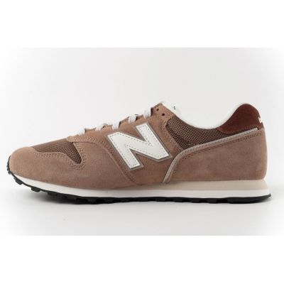 3. New Balance 373 Men’s Brown Leather Sneakers