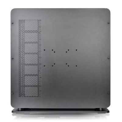 6. THERMALTAKE CORE P8 BLACK TEMPERED GLASS CA-1Q2-00M1WN-00