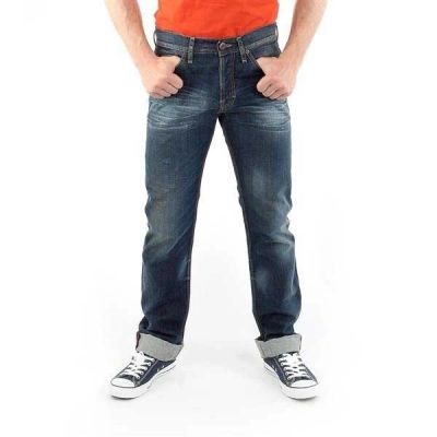 5. Guess Ventura Jeans M M14078D0EL0-SPTY