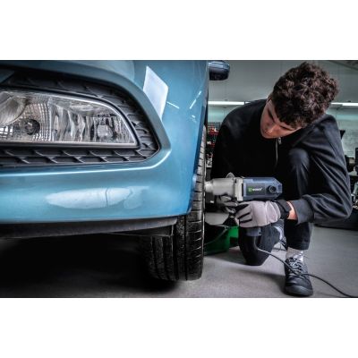 11. 800 Nm 1/2" Electric Impact Wrench for Wheels with Case W33250 WUBER