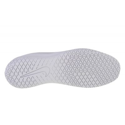 4. Nike Cheer Sideline IV W shoes 943790-100