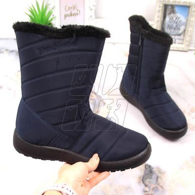 3. Insulated snow boots NEWS W EVE378C