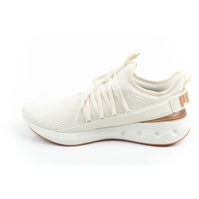 3. Puma men's sports shoes Softride Carson Fresh lightweight sneakers ecru