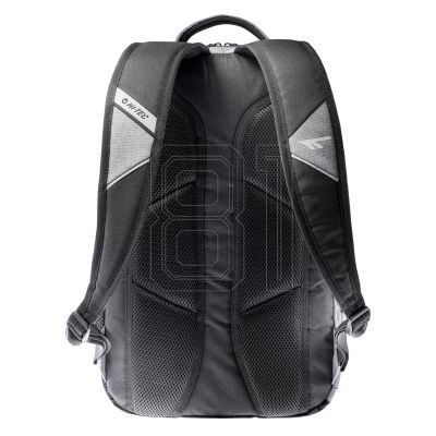 3. Hi-Tec Falco 25 Backpack 92800308338