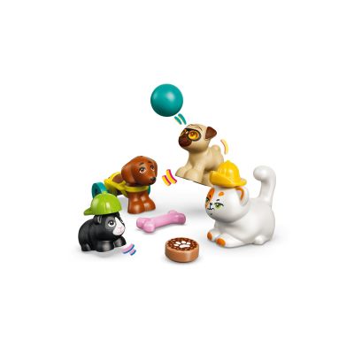 13. LEGO Friends 42676 - Water Park Fun
