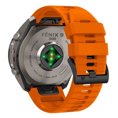 2. Tech-Protect Silicone Strap for Garmin Fenix 5 / 6 / 6 Pro / 7 / 8 / 8 Pro / E / 9 / 9 Pro (51 mm) – Orange