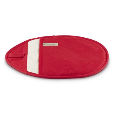 2. Le Creuset Pot Holder Oven Glove 1 pc Red Cotton