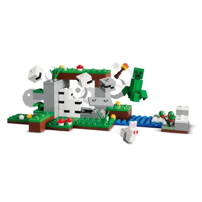 14. LEGO Minecraft 21593 - Surviving the First Night