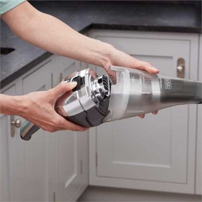 8. BLACK+DECKER NVC220WC 7.2V Cordless Handheld Vacuum Cleaner