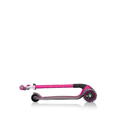 21. Globber Master Lights 3-wheel scooter 662-110-2 HS-TNK-000011357