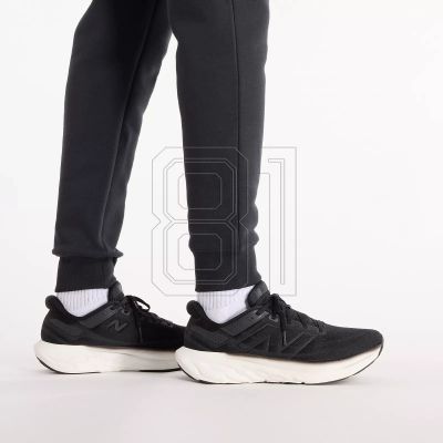 6. New Balance Sport Fleece Jogger M MP43904BK