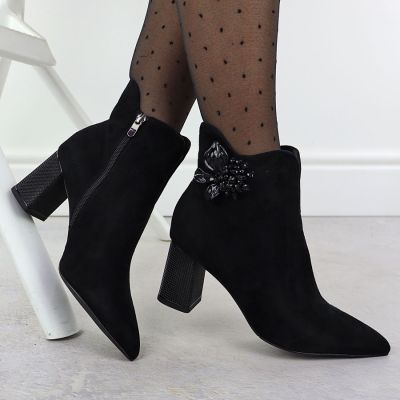 5. Women's leather ankle boots with a decorative heel S.Barski 52-686