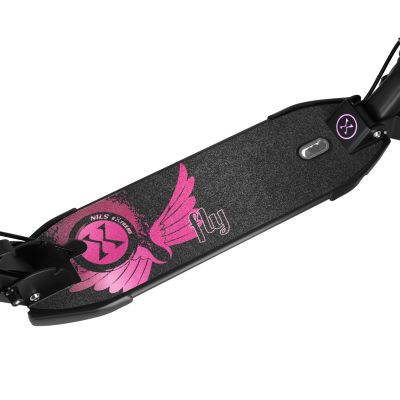 5. HM800 FLY SCOOTER PINK NILS EXTREME