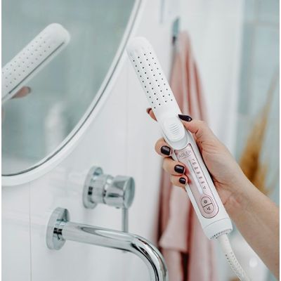 7. ADLER AD 2326 hair straightener