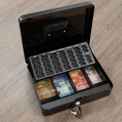 4. METAL CASE FOR MONEY AND DOCUMENTS BLACK + DECKER