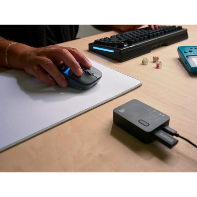 11. Glorious Gaming Model D3 Wireless Mouse Right-handed RF Wireless Optical 30000 DPI