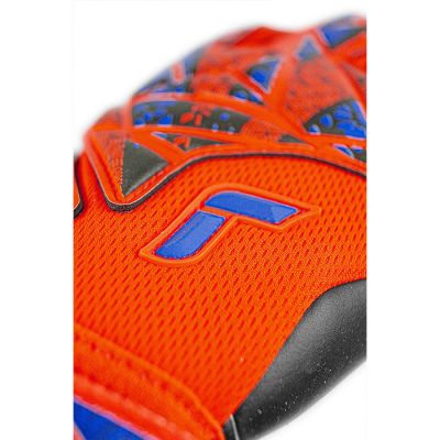 6. Reusch Attrakt Duo Gloves M 54 70 025 2211