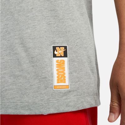 4. Nike Sportswear T-shirt M FD1320-063