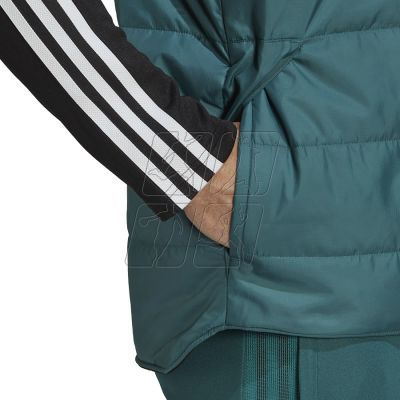 5. Adidas Juventus Pad Vest M HG1135