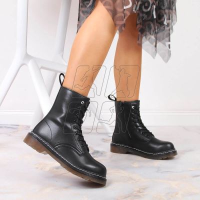 9. Insulated leather boots Filippo W PAW77A black