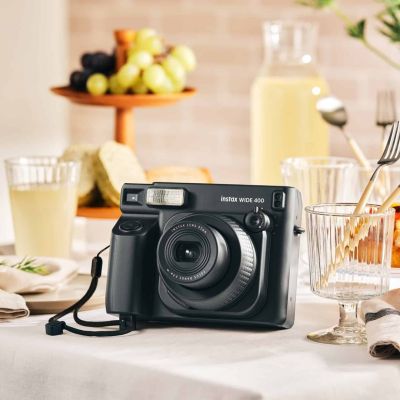 9. Fujifilm Instax Wide 400 62 x 99 mm Black