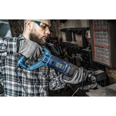 10. WUBER Fox Tail Saber Saw 1700W W17530