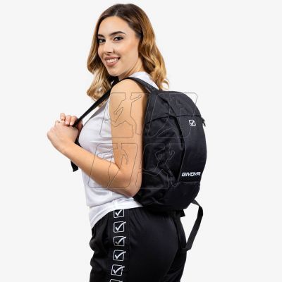 4. Givova Zaino Capo backpack B046-1010