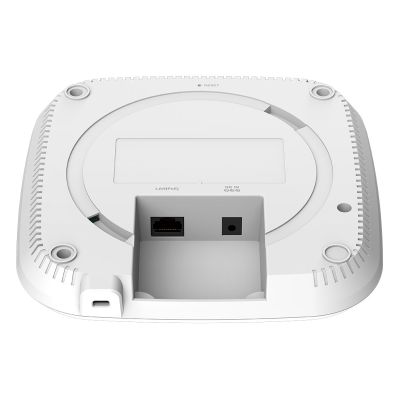 4. D-Link Access Point DAP-2662 AC1200 PoE
