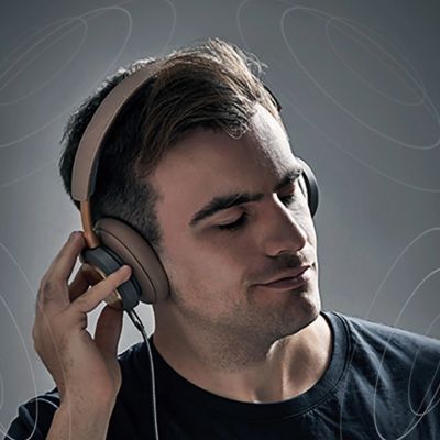 9. Ugreen audio cable AUX straight minijack 3.5 mm 5m blue (AV112)