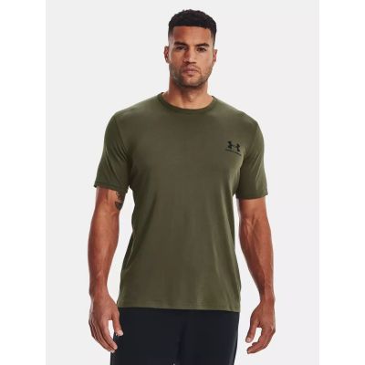8. Under Armour T-shirt M 1326799-390