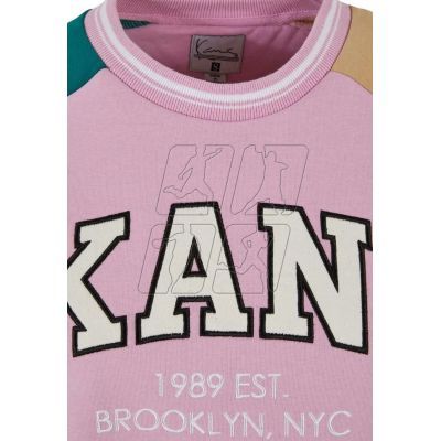 8. Karl Kani Serif Block College Crew Neck W 6120154