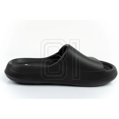 3. Joma W SAFTLS2501 flip flops