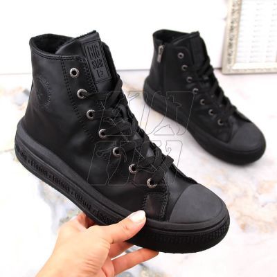 5. Lace-up insulated sneakers Big Star W INT1902B black