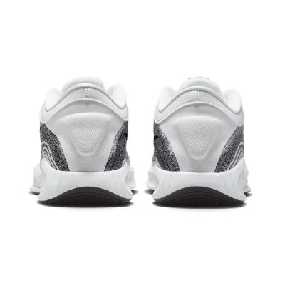 9. NIKE GT HUSTLE ACADEMY SHOES FJ7791-102