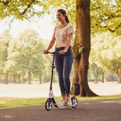 19. Globber 477-105 One Nl 205 city scooter HS-TNK-000013822