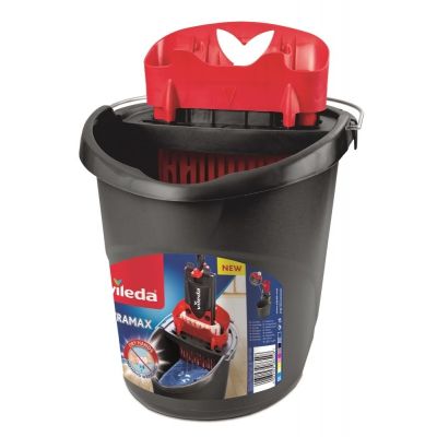 8. Vileda Ultramax BOX (mop + bucket)