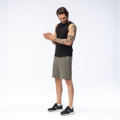 6. Men's sleeveless MENTO T-shirt