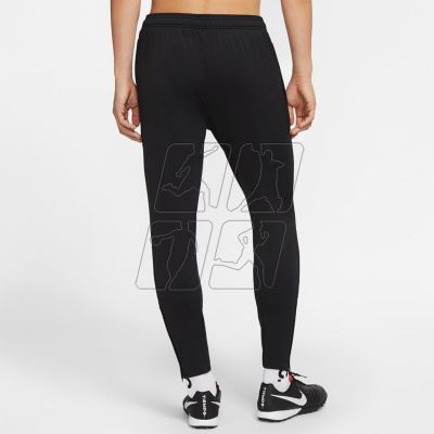6. Nike FC Essential M CD0576-010 pants